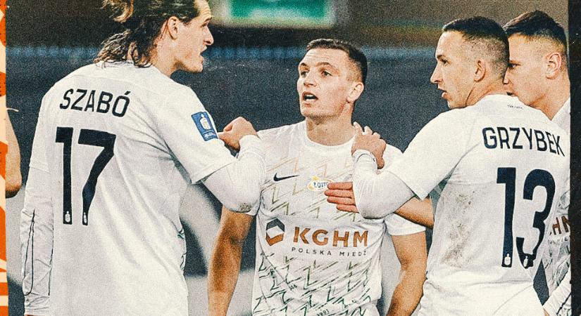 A magyar válogatott csatár gólt szerzett, az FTC korábbi játékosát kiállították