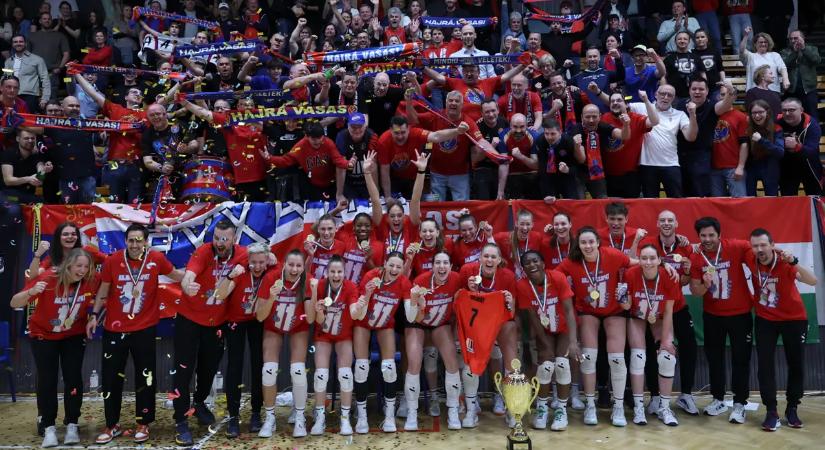 Női röplabda: kiizzadta a bajnoki címet a Vasas