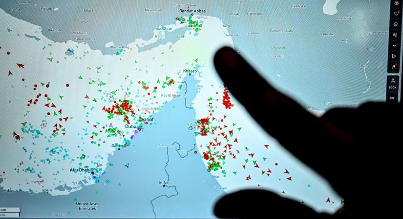 Elbukott a Hormuzi-szoroson áthaladó kereskedelmi hajók védelmét szolgáló ENSZ-határozat