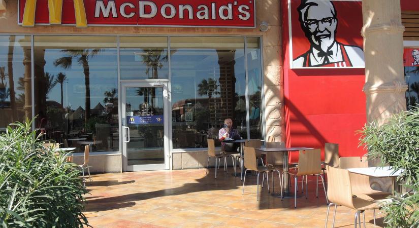 Embertelen végösszegű számlát kapott a nő a McDonald"s-ban, ez mindent átír a megahálózat működéséről