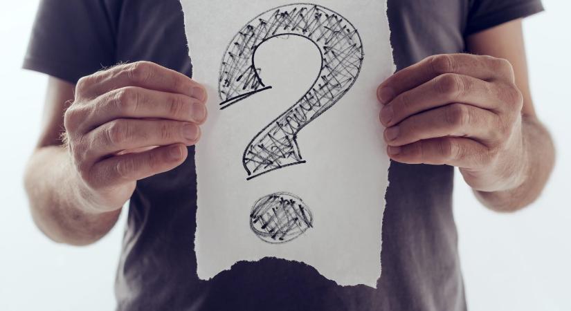 A papíralapú tb-kiskönyvet már nem kell vezetni – mikor kell a biztosított részére kiadni?