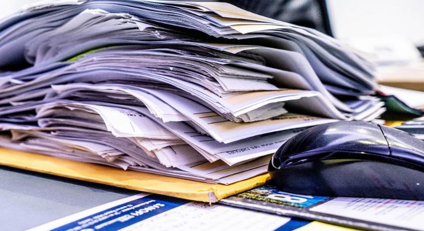 Megszűnt a könyvvizsgálati kötelezettség: felmondható a könyvvizsgáló megbízása?