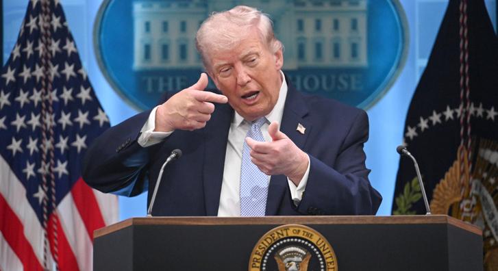 Fordulat történt, Irán megnyithatja a Hormuzi-szorost