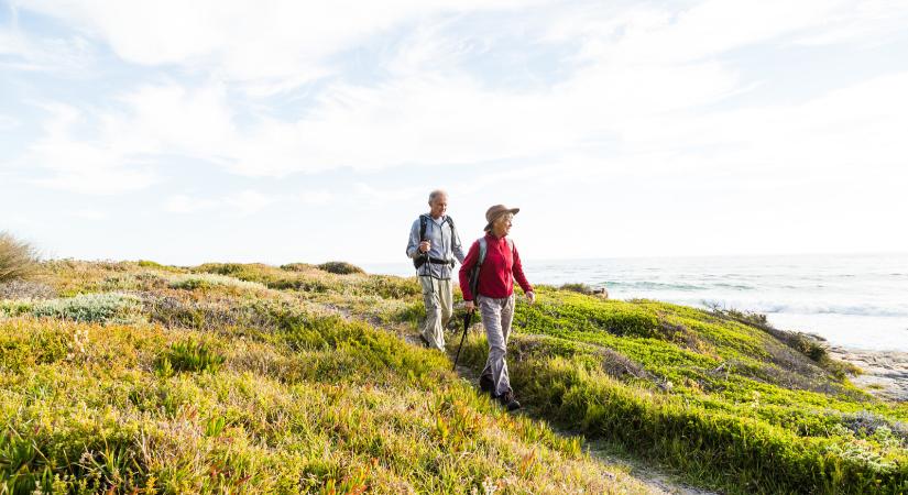 55 év felett ennyit kellene mindennap sétálni a szakértők szerint – Te teljesíted?