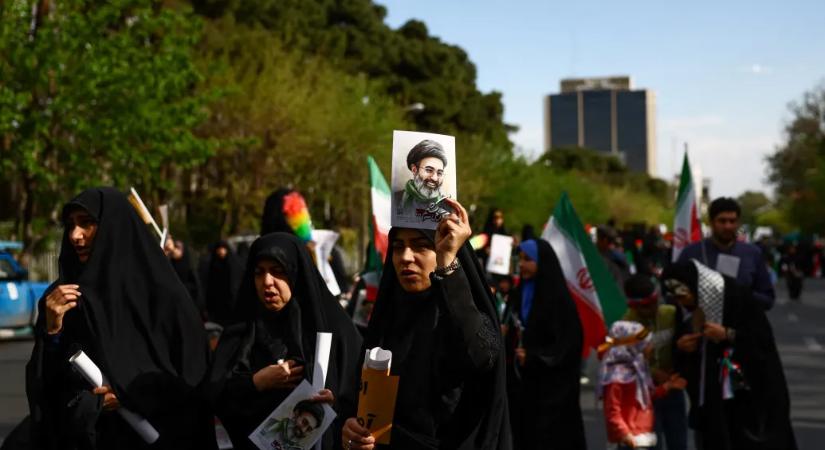 Trump kéthetes tűzszünetet jelentett be, Irán szerint a tárgyalások hamarosan megkezdődnek, megnyitják a Hormuzi-szorost