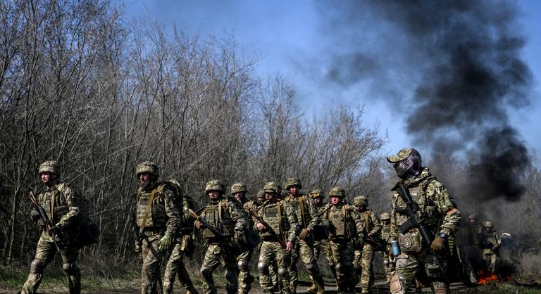 Ukrajnában arra készülnek, hogy gyilkológépek változtatják halálzónává a frontvonalakat - Oroszország háborúja Ukrajnában – az Index szerdai hírösszefoglalója