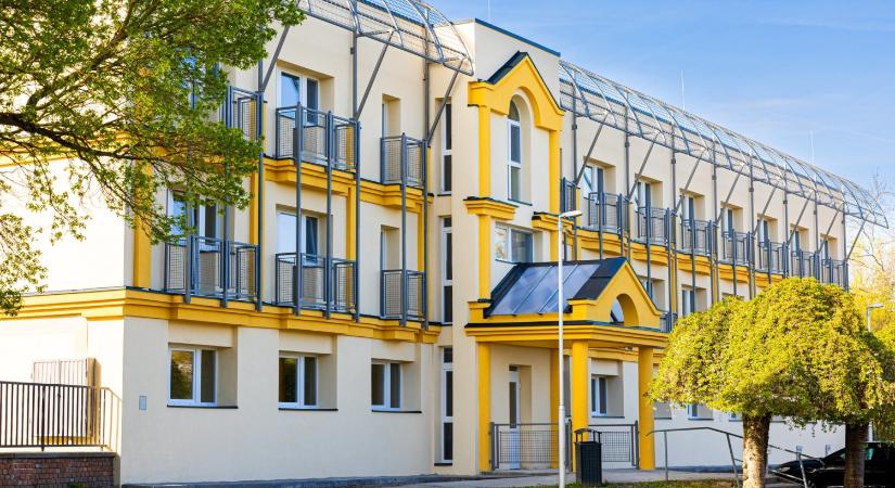 Átadták a megújult a siófoki nővérszállót