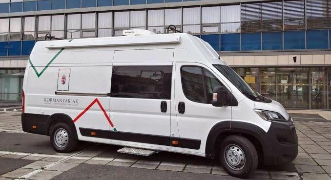 Kormányablakbusz érkezik Győrújbarátra