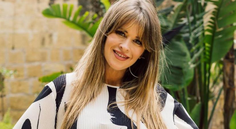 Király Linda vőlegényével először a címlapon: Roli brutál sármos pasi