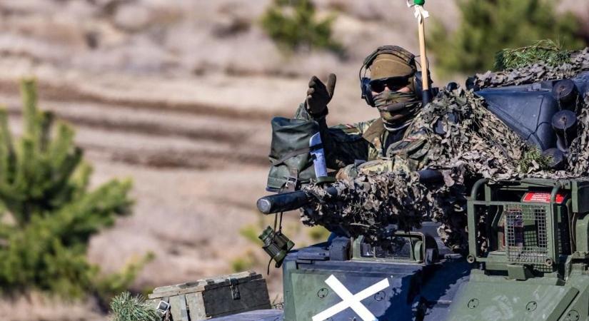 Óriási fordulat a német hadseregnél: megijedt a kormány a népharagtól, visszavonta a botrányos szabályt – mégis elhagyhatják az országot a férfiak