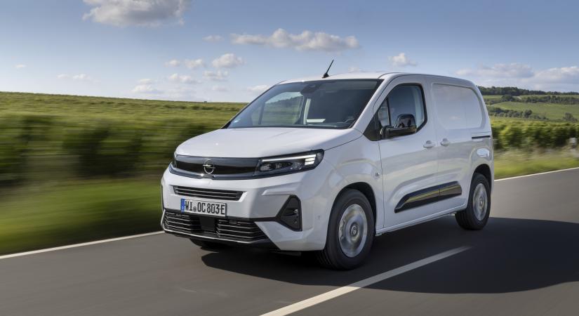 Sietni kell: néhány nap, és vége a 4 millió forintos vállalati elektromos autó vásárlási támogatásnak!