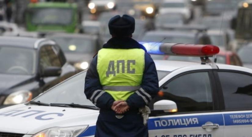 Halálra késelte tanárnőjét egy diák Oroszországban