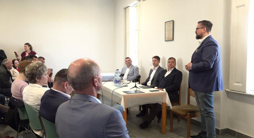 „A Fidesz-KDNP-n kívül senki sem egyesítette a magyar nemzetet”