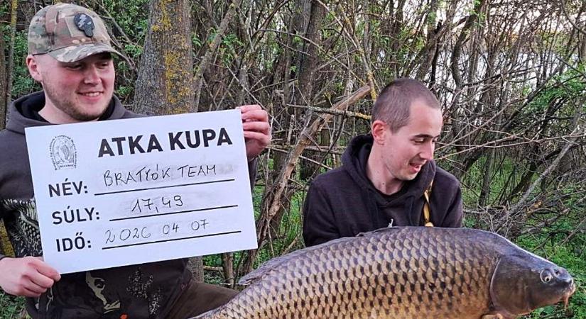 Már az első mérlegelésnél jött egy brutális ponty: meglepő fordulat az Atka Kupán