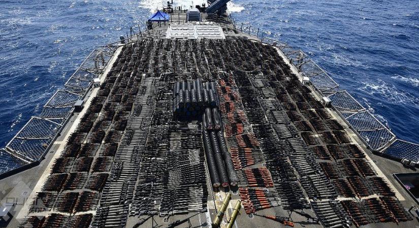 Kéthetes tűzszünetet jelentett be Donald Trump – Teherán elfogadta a feltételeket, megnyitják a Hormuzi-szorost