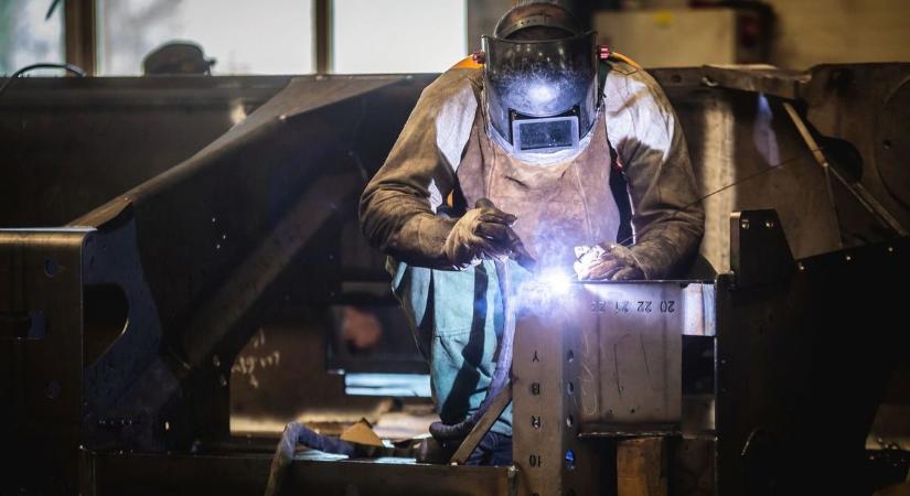 Felfüggesztik Hevesben a munkavédelmi uniós pályázatot