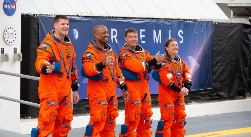 ,,Történelmet írtatok” – A Föld felé halad már a NASA űrjárója - Videó