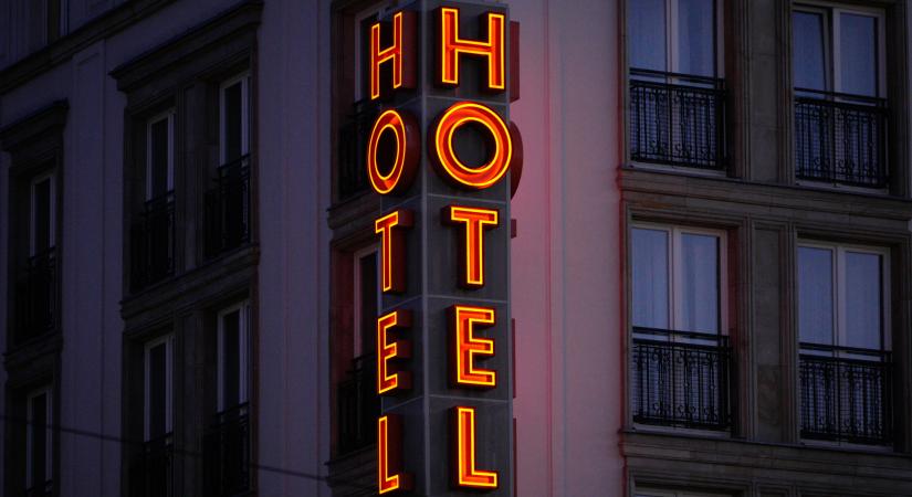 Megérkeztek a számok: stagnáltak tavaly a világ legnagyobb szállodaláncai, a konverzió a király