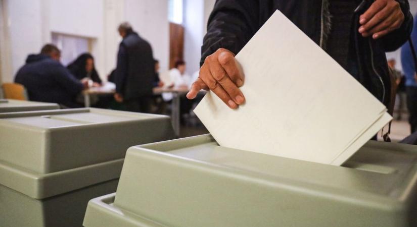 Csak így szavazhatsz vasárnap: ha ez nincs nálad, az urnák mellől küldenek haza érte