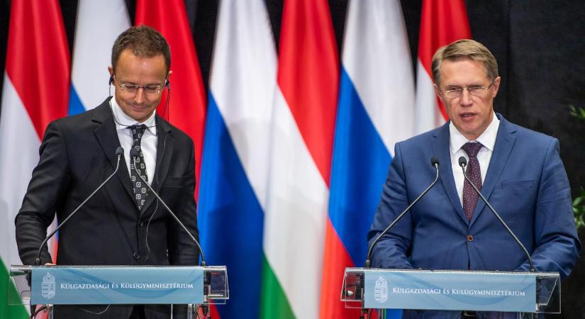 Politico: Az Orbán-kormány titokban kötött egy 12 pontos együttműködési megállapodást a Putyin-rezsimmel