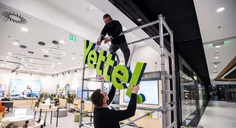 Többnapos leállást jelentett be a Yettel: nem lehet majd számlát sem befizetni, minden ügyfelet érint