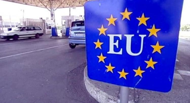 Pénteken életbe lép az EES-rendszer