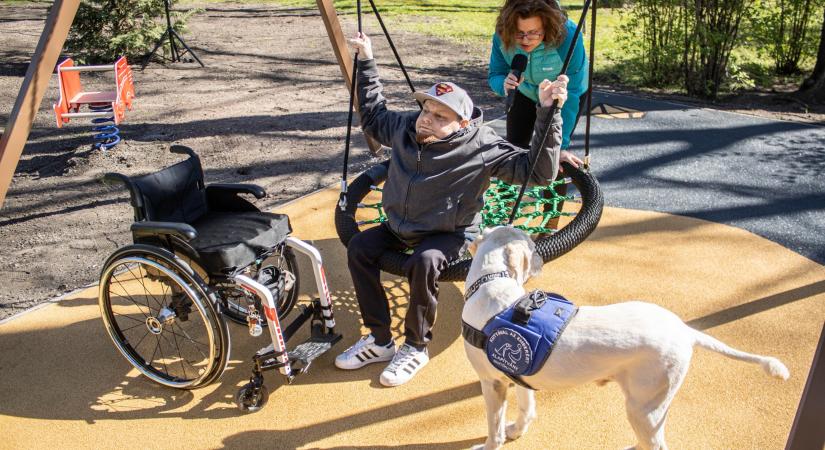 Átadták a befogadó játszóteret Dorogon