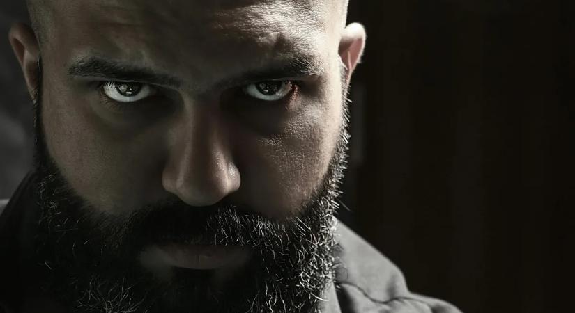 Nem hagyta, hogy az ex-barátnője másik szerelmet találjon: fejbe rúgta az új jelöltet Barcson