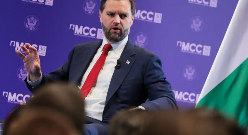 Egy nappal tovább marad az amerikai alelnök, Budapesten több utat is lezárnak