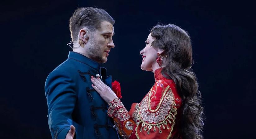 A férfi, akiért egy ország rajongott – és akit nem kerültek el a botrányok