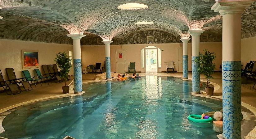 Két 300 fő körüli kis falu, ahol megfizethető termálfürdő vár ránk