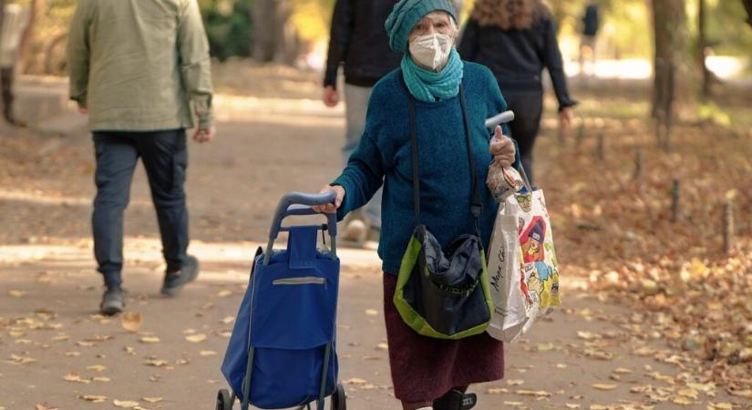 Kisnyugdíjasok is jogosultak lesznek az ingyenes étkezésre