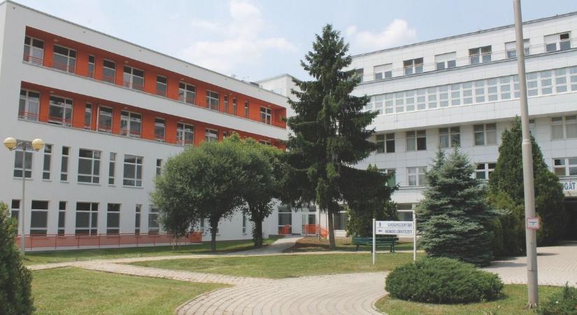 Újra látogathatjuk hozzátartozóinkat a gyöngyösi kórházban