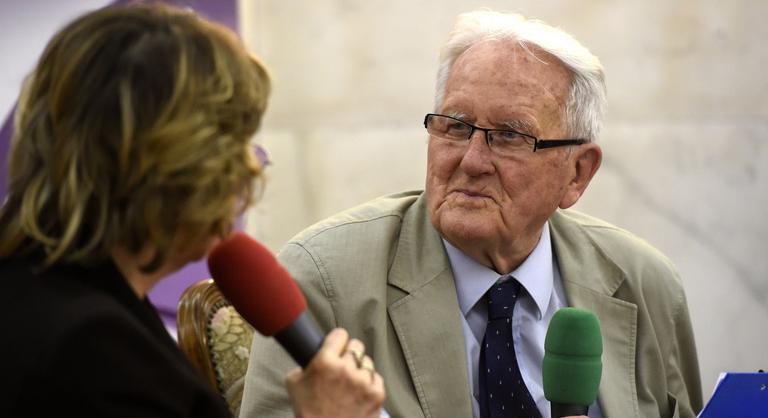 Meghalt Czigány György