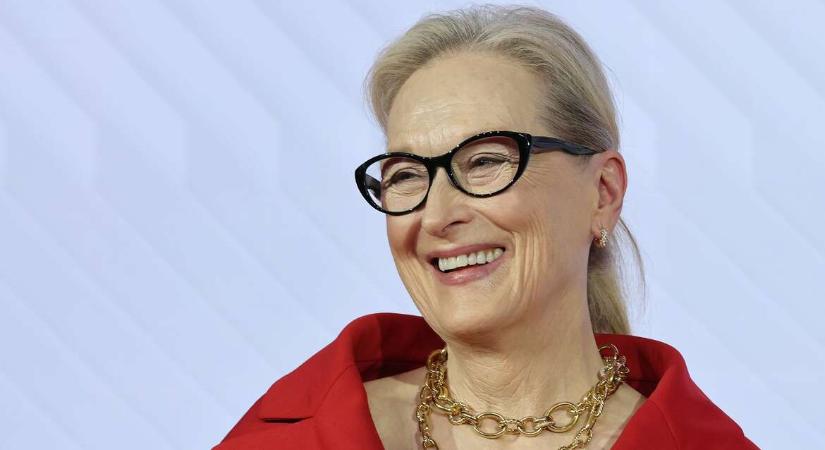 Meryl Streep: „Megdöbbent, hogy hatalomban lévő nőknek a tévében fedetlen karokkal kell megjelenniük”