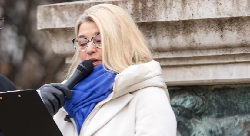 Zsák a foltját: ingatlanokat vett el rászorulóktól a Tisza soproni jelöltje