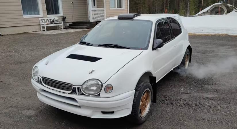 Spórolós japán gépből épített szörnyet a finn szaki