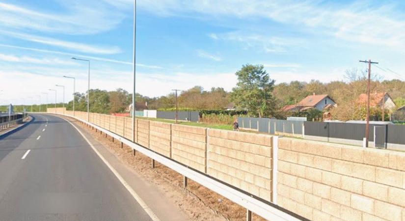 Új utakat építenek az elfelejtett kastélynál