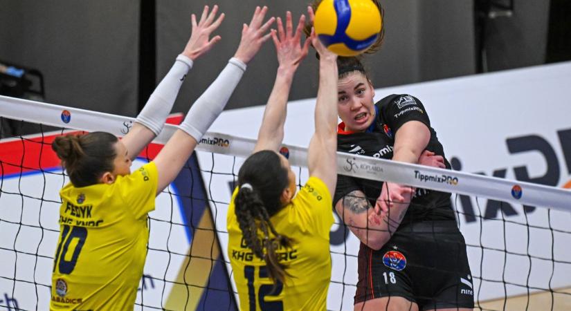 Ilyet sem láttunk még: fontos pillanatban kellett közbeavatkozni a szurkolóknak a döntőben (VIDEÓ)