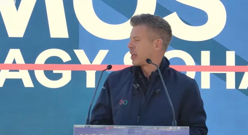 Videó: Magyar Péter kiosztotta az orosz propagandistát, aki országjárásán bukkant fel