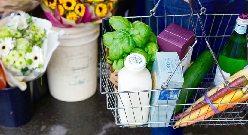 Lejtőn a tej és a liszt ára: megnőtt az alapanyag-termelés kockázata?