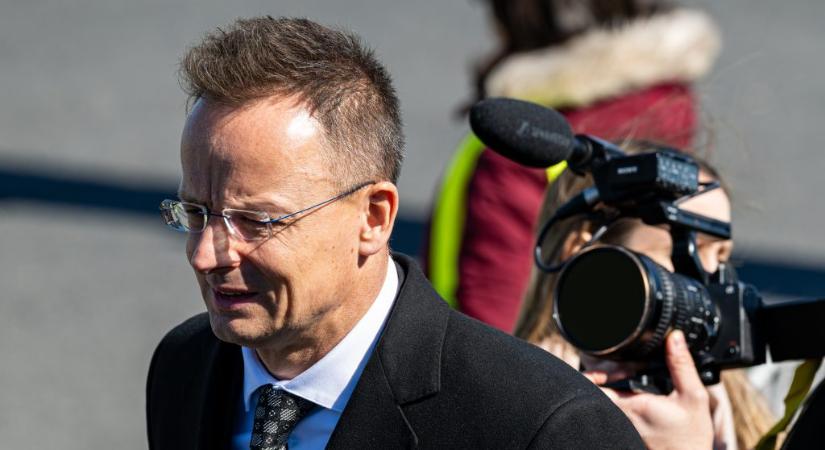 Szijjártó Péter segítséget ajánlott Iránnak a csipogós támadások után – sajtóértesülés