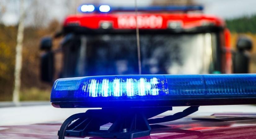 Egy kisteherautó és egy személygépkocsi karambolozott Kecelen