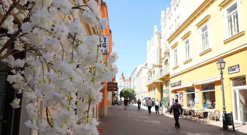 Napszemüvegeket elő: ilyen lesz az időjárás csütörtökön Hajdú-Bihar vármegyében