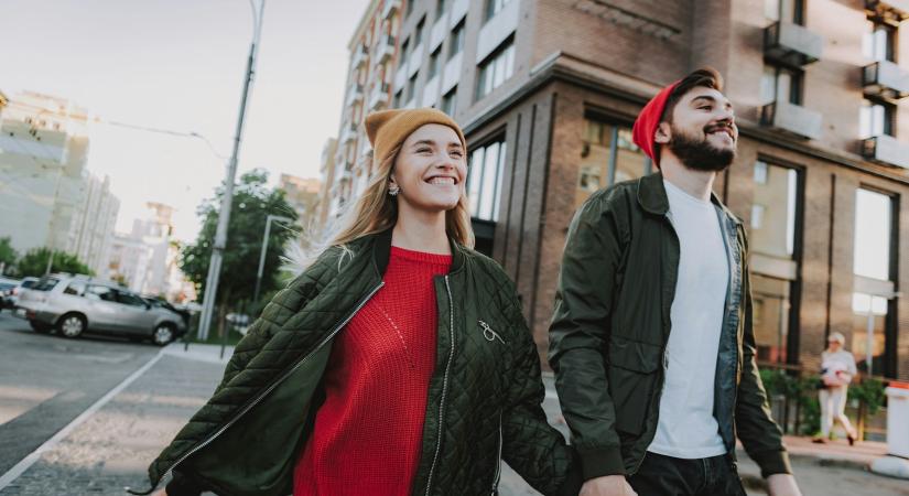 „Mellettem állt a dugóban és megkérdezte, kóstoltam-e már az új bodzás limonádét.” Mi volt a legjobb szöveg, amivel felszedett egy srác?