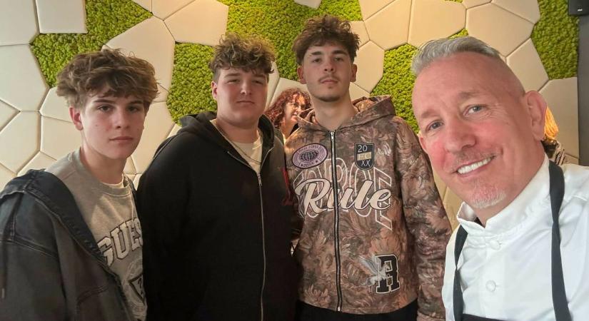 Aki nem ezt akarja, inkább most szálljon ki – sokkoló őszinteséggel beszélt a sztárséf a mórahalmi diákoknak