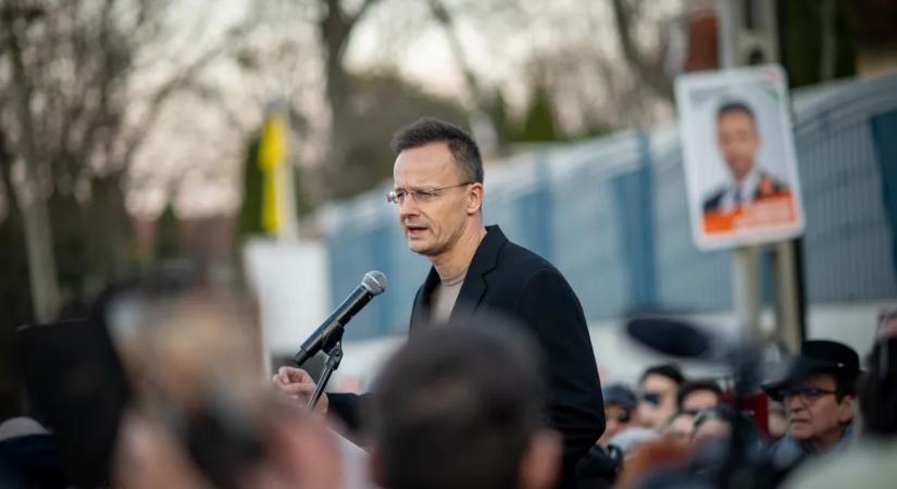 Washington Post: Szijjártó segítséget ajánlott Iránnak a Hezbollah csipogóinak felrobbantása után