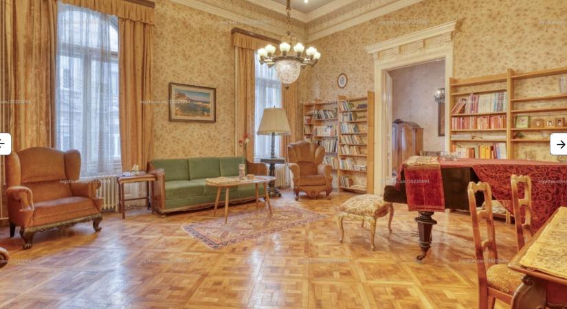 Eladó az Itt érzem magam otthon hírhedt pesti lakása: ennyiért élhetsz a magyar sikerfilm helyszínén