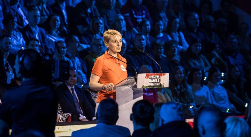 Új fokozatra kapcsolt Czunyiné dr. Bertalan Judit, teljes erővel zajlik a mozgósítás