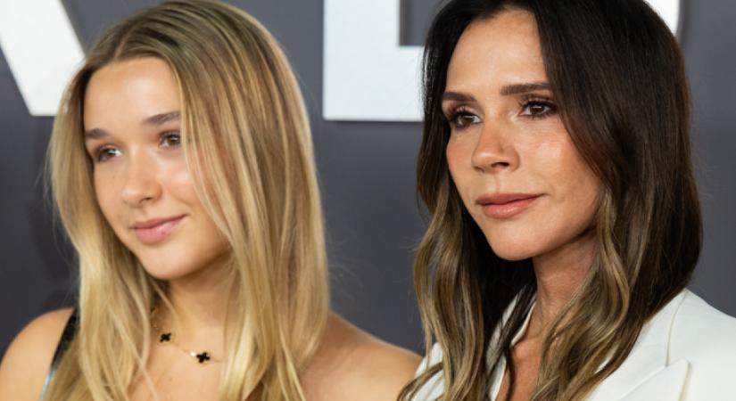 Harper Beckham zseniális szettben koppintotta Victoriát: a 14 éves lány lassan nagyobb divatikon